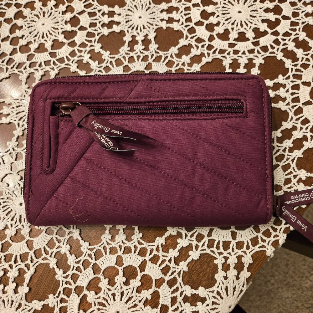 Vera Bradley Wine Handbag with matching wallet - Picture 6 of 6